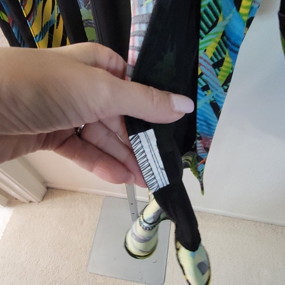 Frank Lyman Tropical Print Jacket - Picture 5 of 5